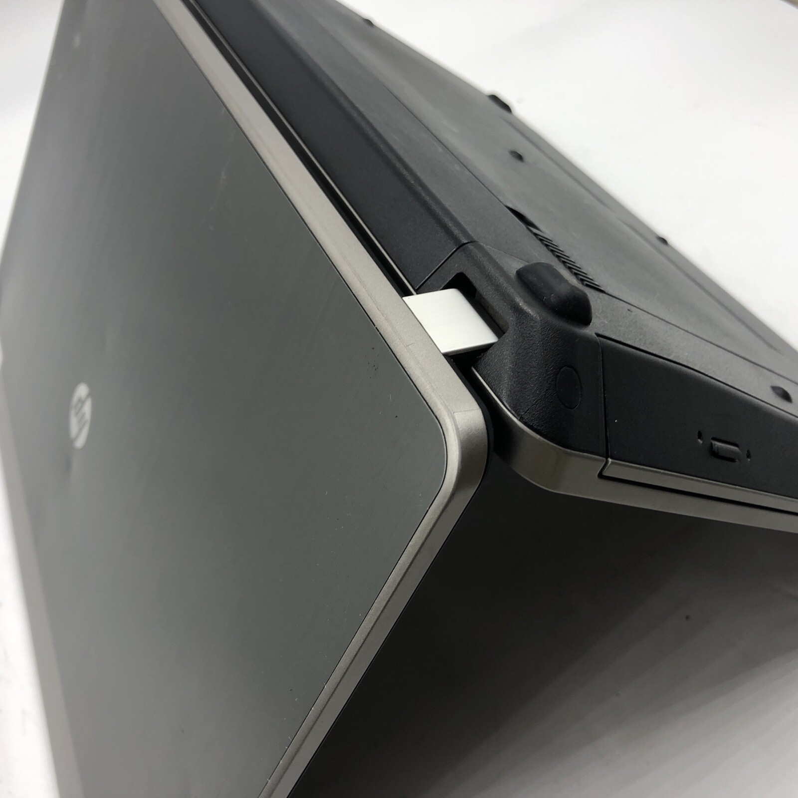 HP Probook 4530S Laptop Unknown CPU 8GB 500GB HDD NO OS Cracked Screen