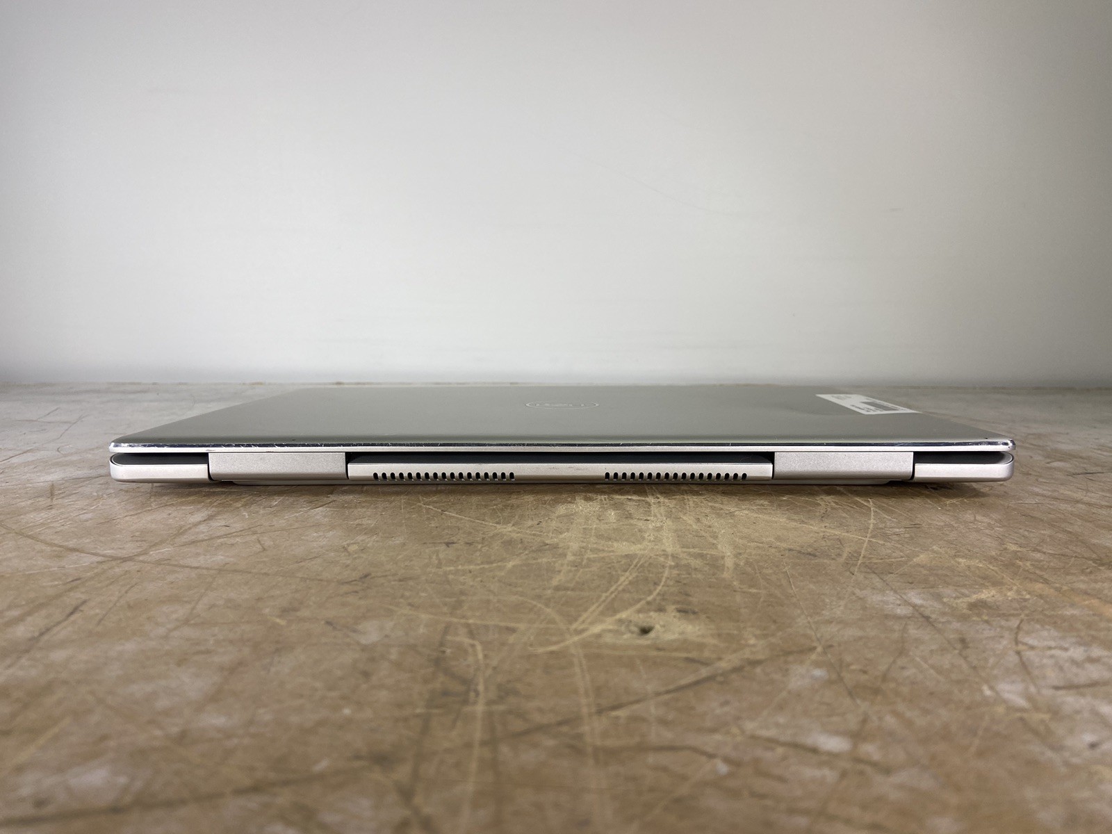 DELL INSPIRON 7580 i7-8565U @ 1.80GHz, 4GB RAM, NO HDD/OS – (FOR PARTS)