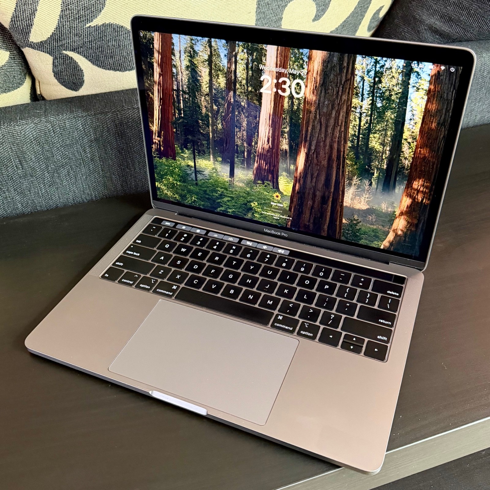 APPLE MACBOOK PRO 13″ TOUCH/2019 CORE I5-8279U 2.4GHZ 16GB RAM 256SSD