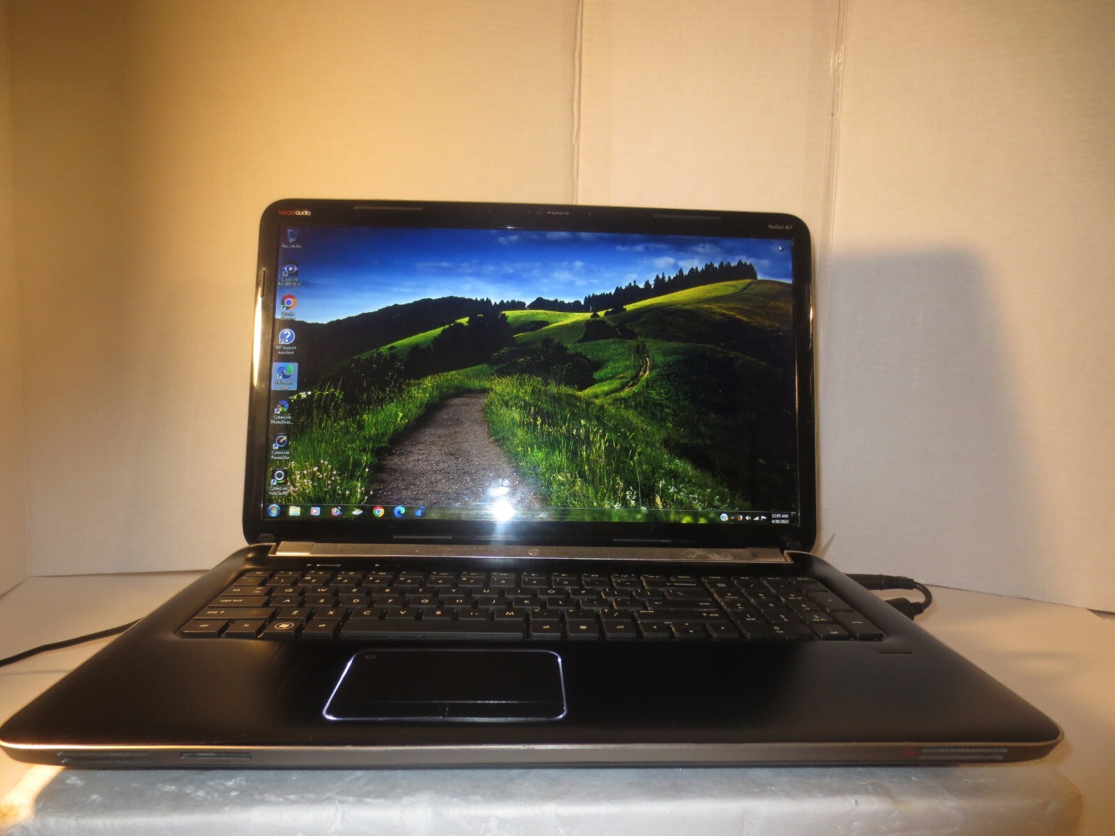 HP PAVILION 17.3″ DV7-6C27CL CORE i7-2630QM@2.0GHz 6GB RAM 500GB HDD WIN7 OFF13