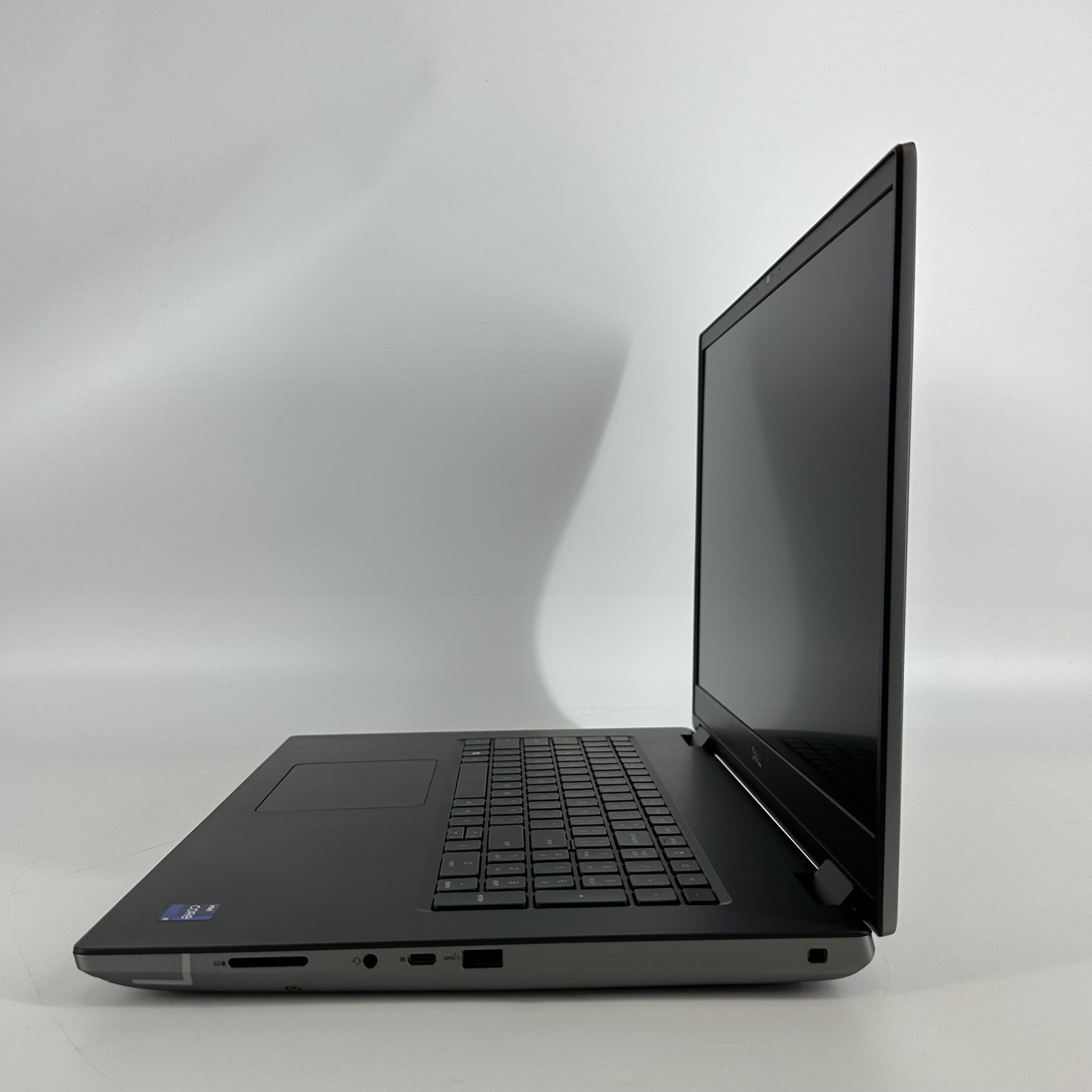 Dell Precision 7780 17.3 FHD 2.2GHz i9-13950HX 128GB 2TB SSD NVIDIA RTX 5000 Ada