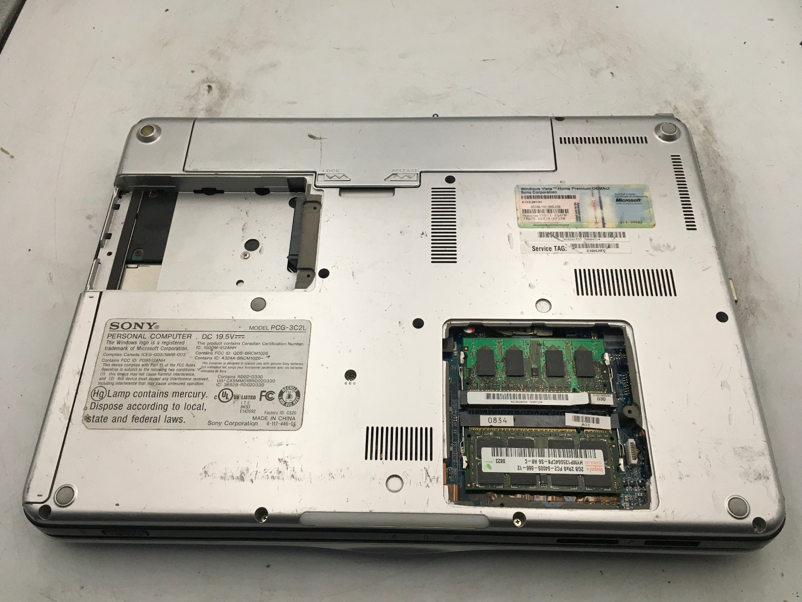 SONY VAIO PCG 3C2L – FOR PARTS/REPAIR – INTEL CENTRINO T5800 – 4GB RAM -READ- BB