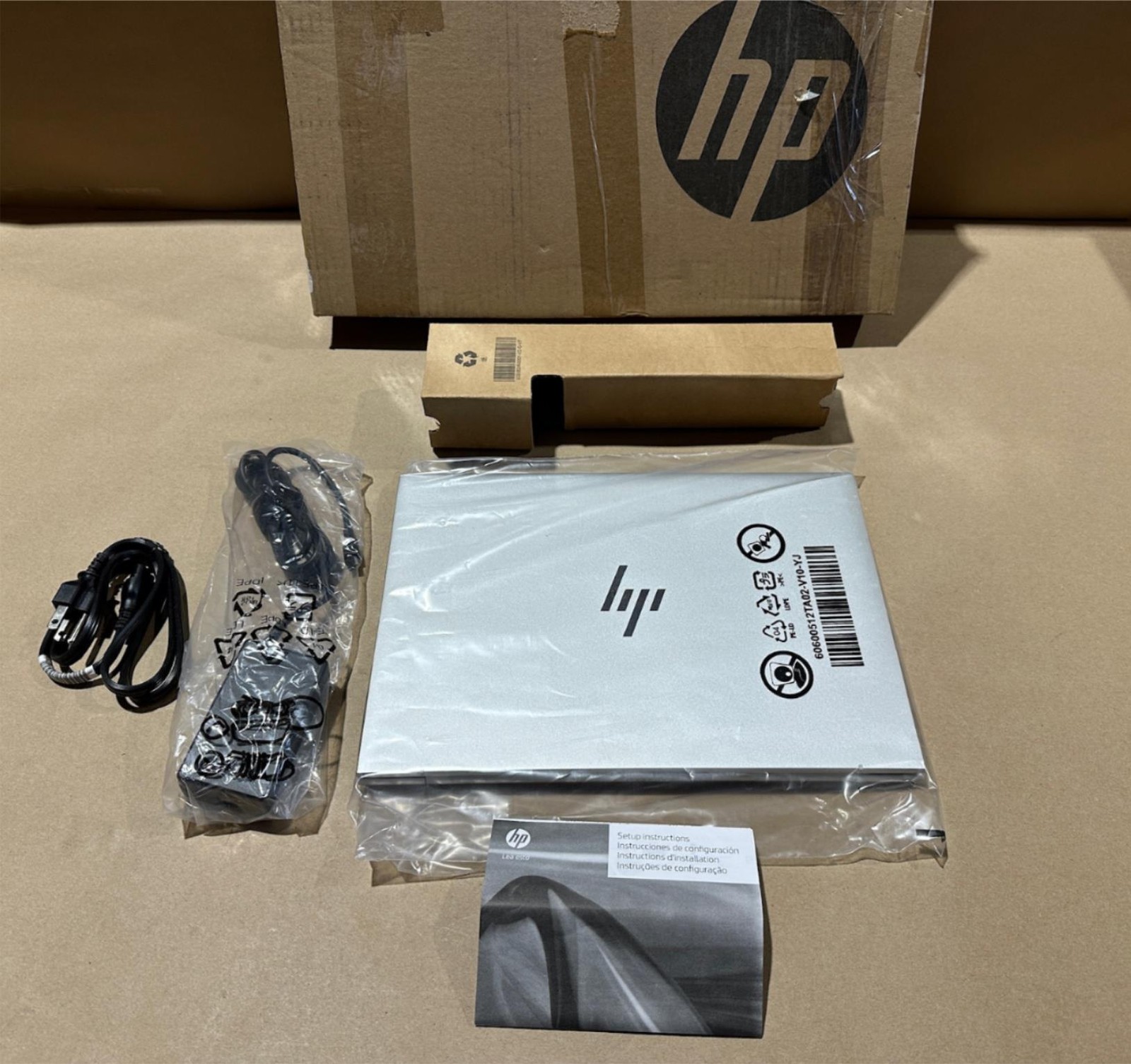 HP EliteBook 845 G10 14″ IPS Laptop AMD Ryzen 5 7540U Radeon 740M GPU 512GB SSD