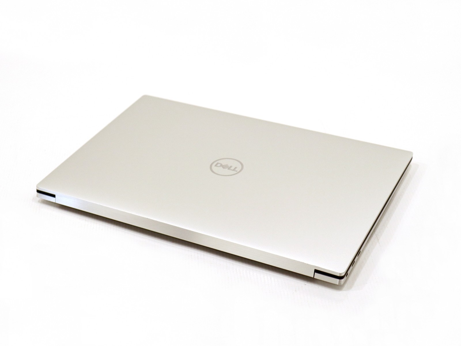 Dell XPS 15 9500 15.6″ Intel i7-10750H 16GB 256GB NVMe W11P GeForce GTX 1650 Ti