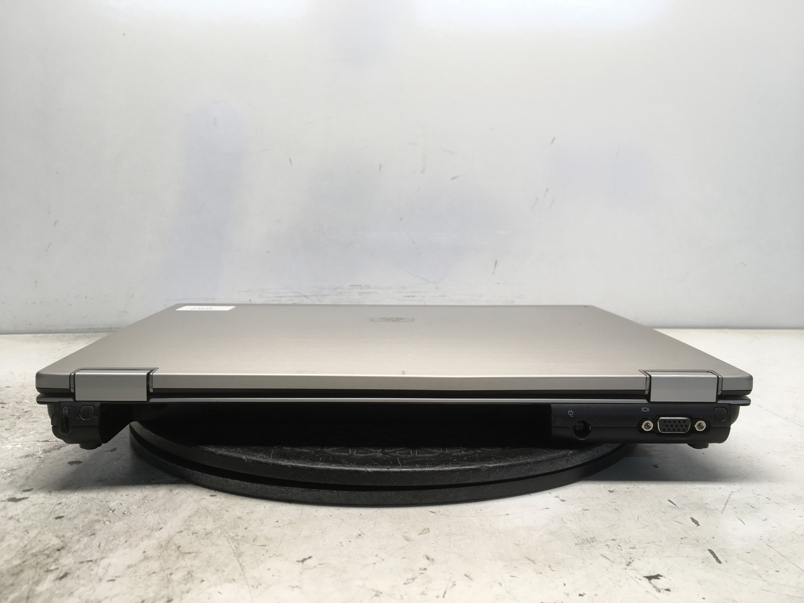 HP EliteBook 6930P Intel Core 2 Duo P8600 2.4GHz 4 GB NO HDD No Batt