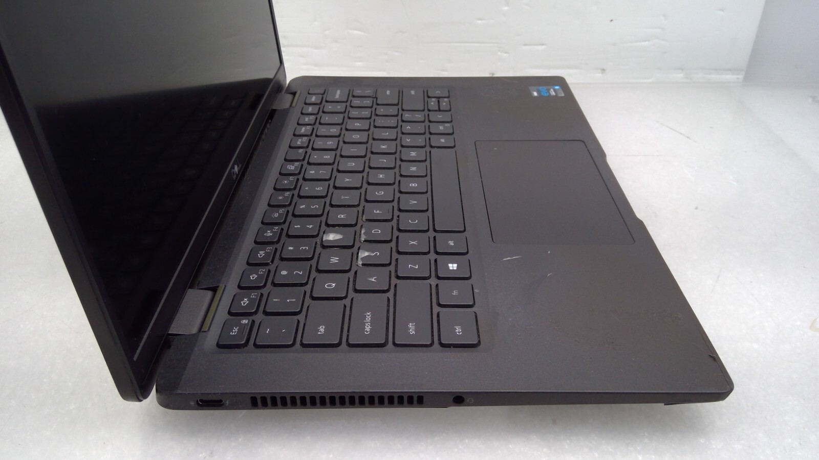 Dell Latitude 7420 14″ LT i5-1145G7@2.6GHz 16G RAM No HDD/Battery B13/20 *Read*