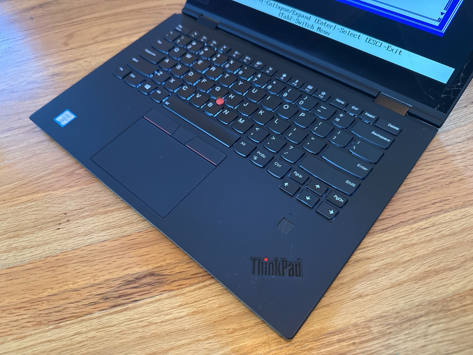 ThinkPad X1 Yoga (3rd Gen) i7-8650u, 16GB RAM, cracked WQHD Touchscreen