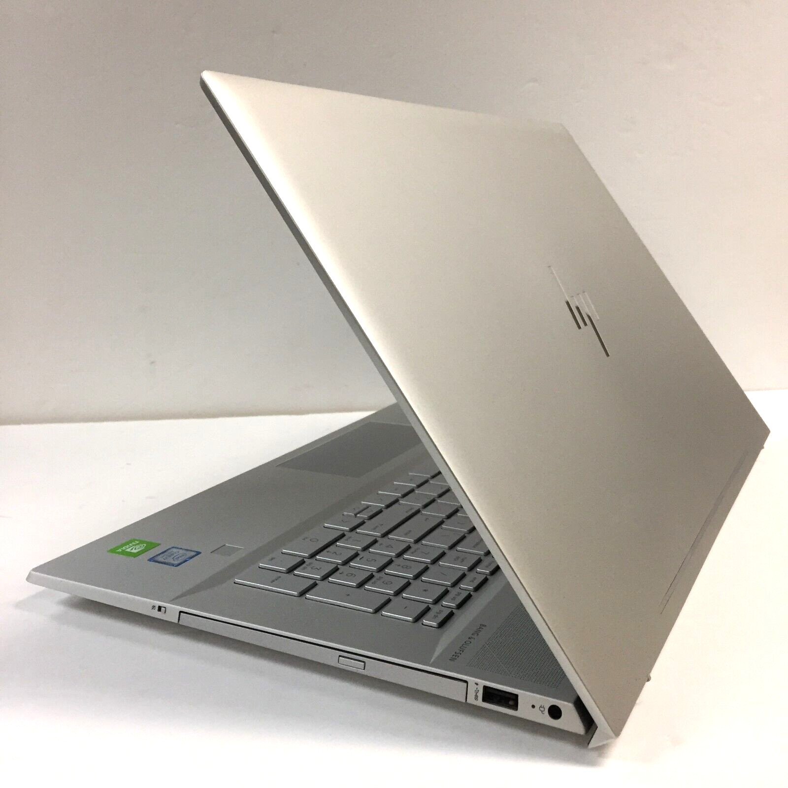*Bad Batt* HP ENVY 17t-ce000 17.3″ Touch Laptop/i7-8565U/32G/1T HDD+2T SSD/MX250