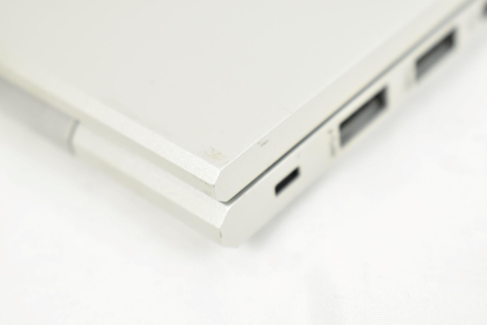 HP EliteBook 830 G7 Laptop i5-10210U 1.6GHz 16GB 256GB SSD 13.3″ No OS