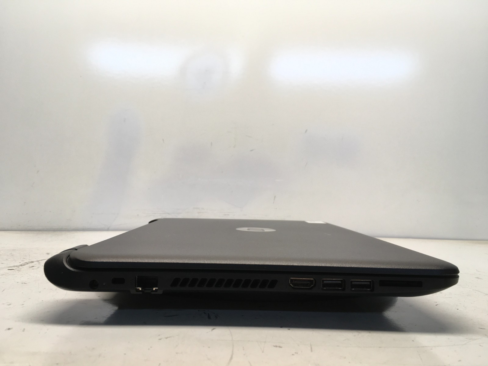 HP 15-F305DX AMD A6-5200 2000MHz 4 GB NO HDD