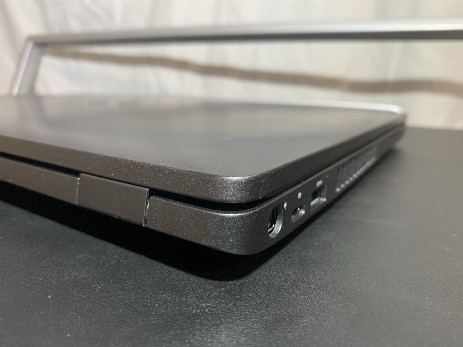 Dell Latitude 5500 i5-8365U 8GB 256GB SSD Win11 15.6in FHD Touch Black