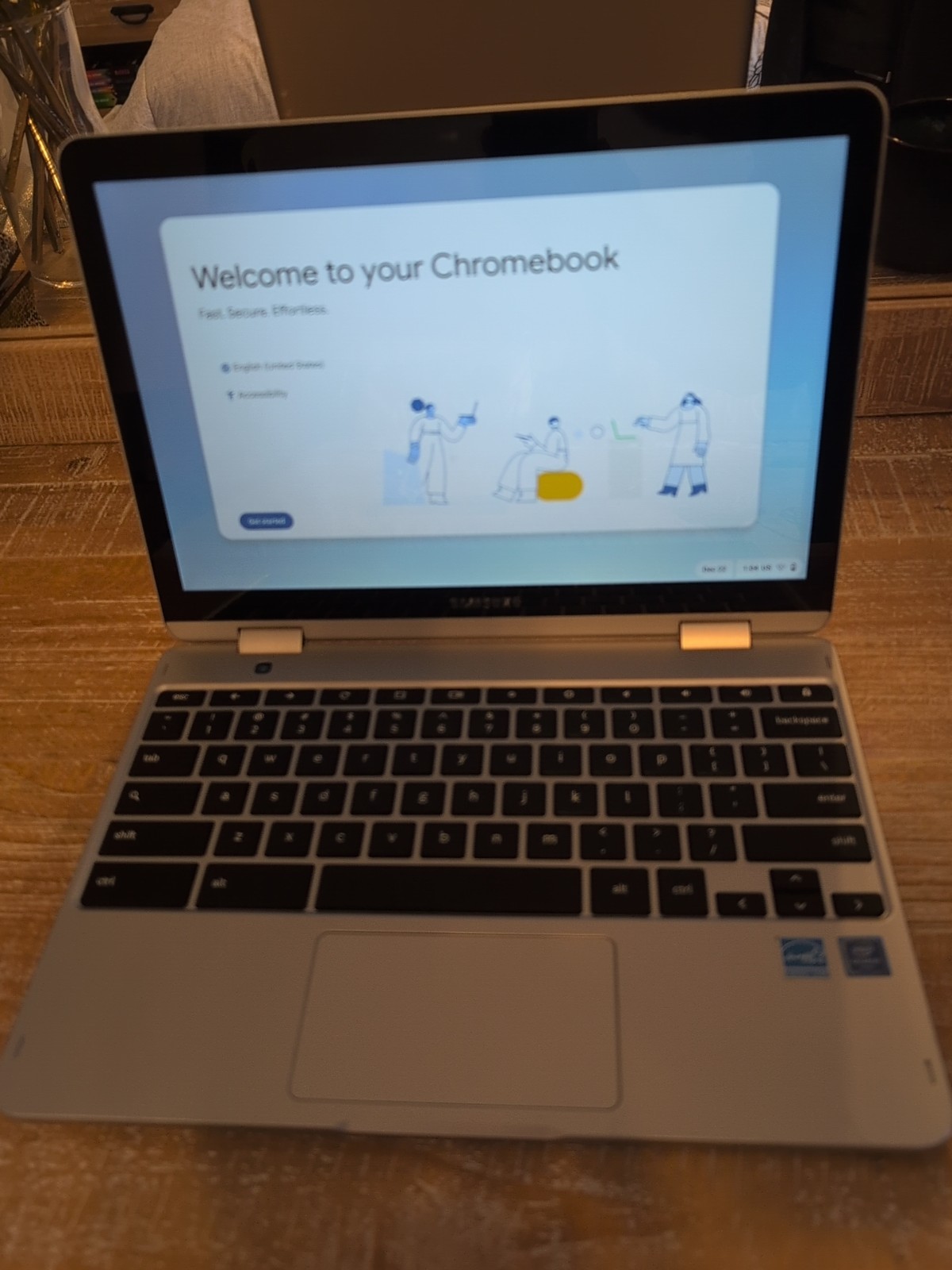 Samsung Chromebook plus V2 12.2″ Laptop Model: Xe520qab
