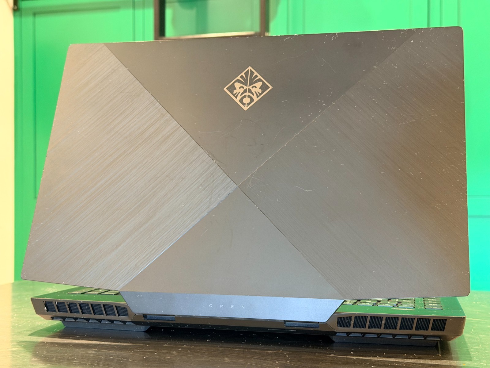 HP OMEN 17 Gaming Laptop | i7-9750H | RTX 2080 8GB | 16GB RAM | 256GB NVMe + 1TB