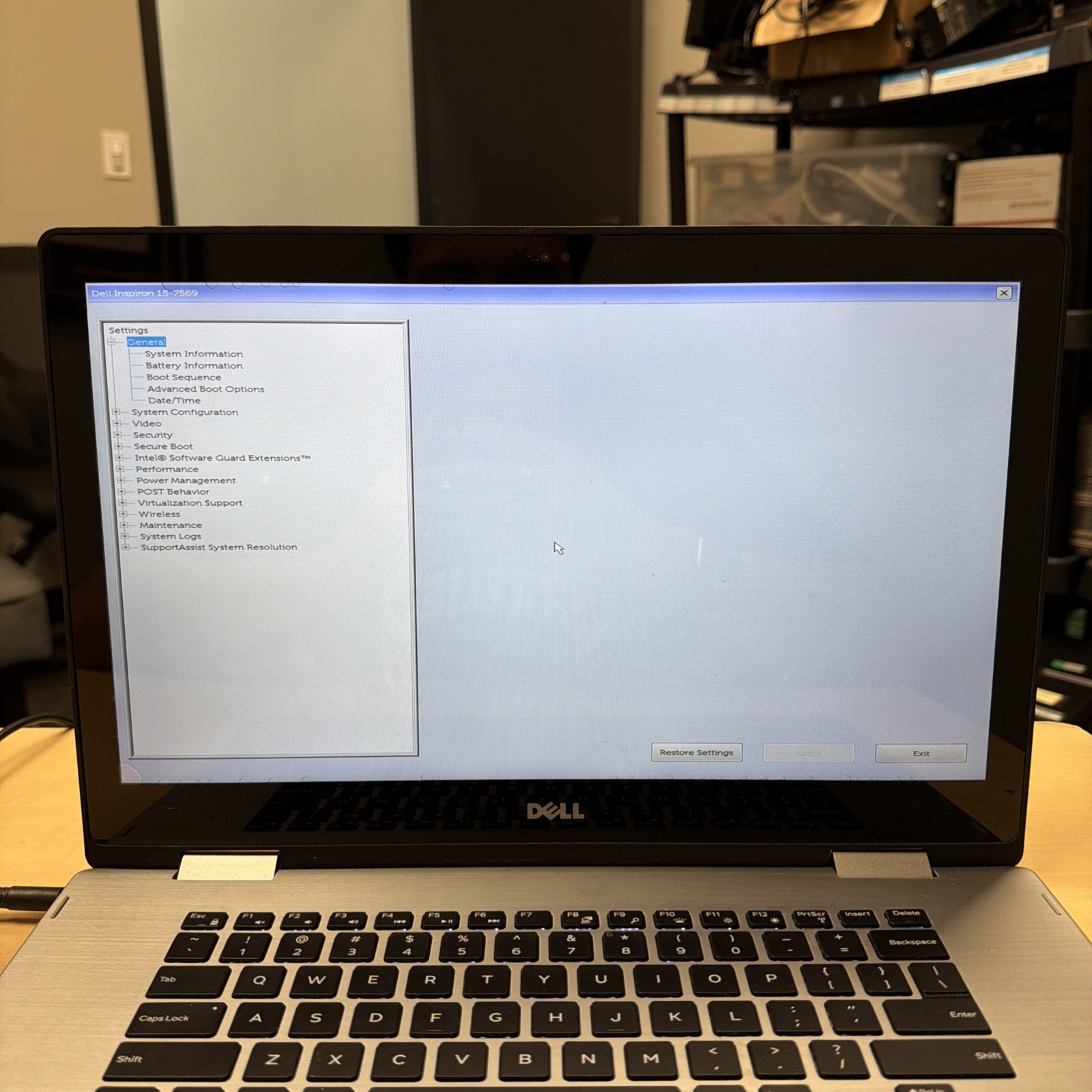 Dell Inspiron 15 7569 2 in 1 Core i7-6500U @2.50GHz 12GB NO HDD NO OS READ