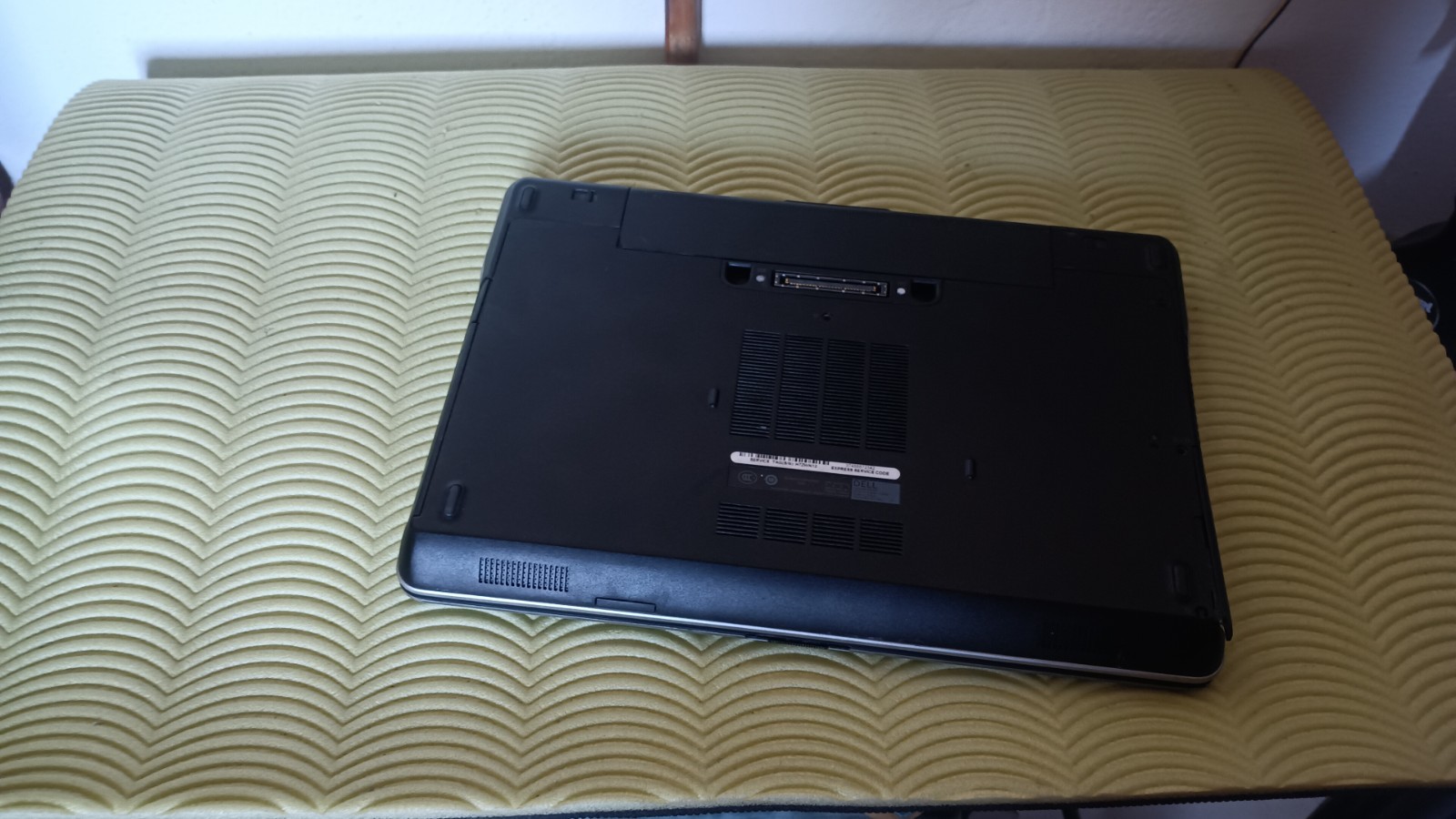 DELL LATITUDE e6440 14″ 1600X900 i5-4300U 8GB 128GB SSD WIN11