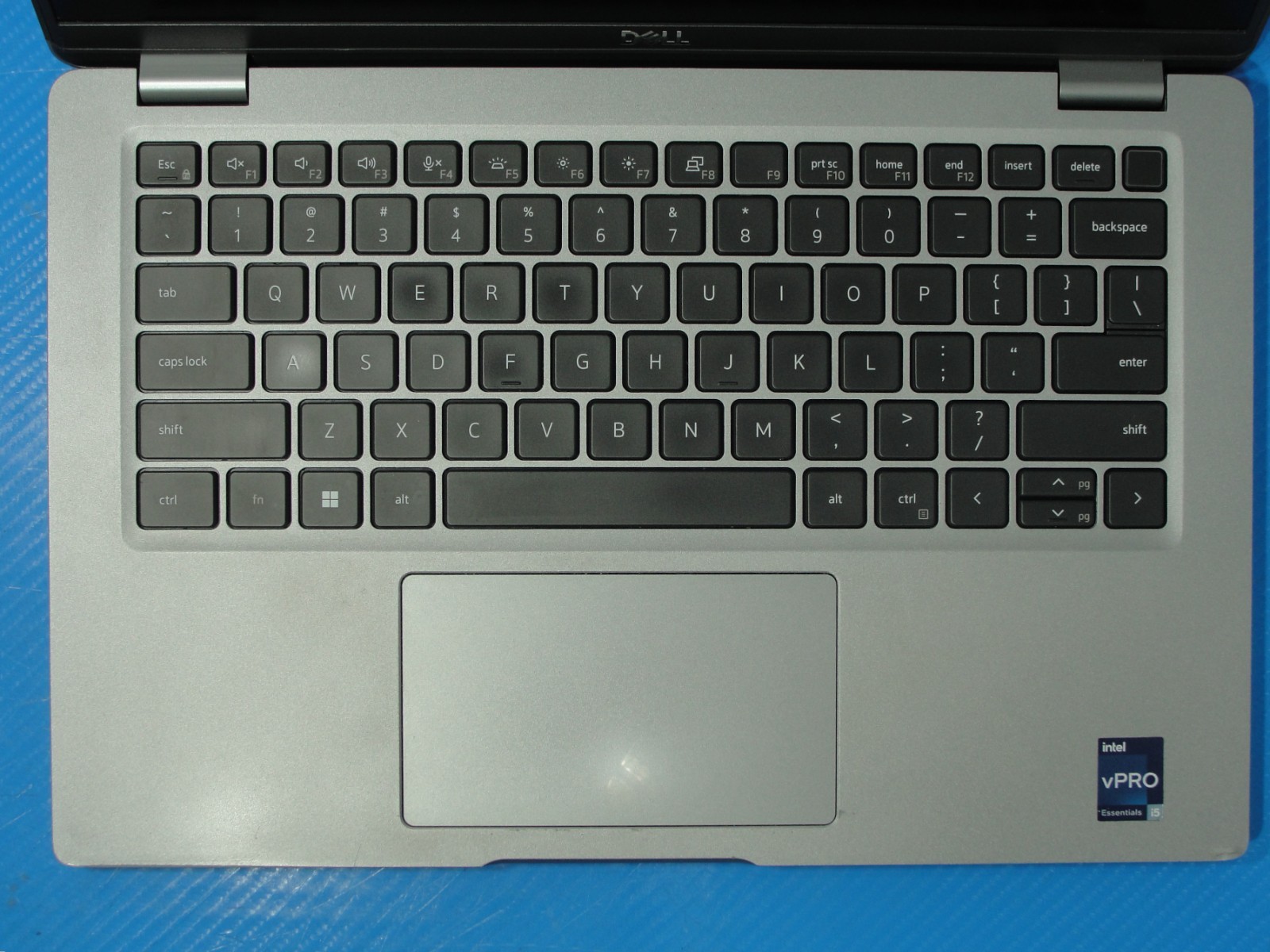 Dell Latitude 5430 14″ FHD i5-1235U 1.3GHz 4G LTE 16GB 256GB SSD W11Pro + PA