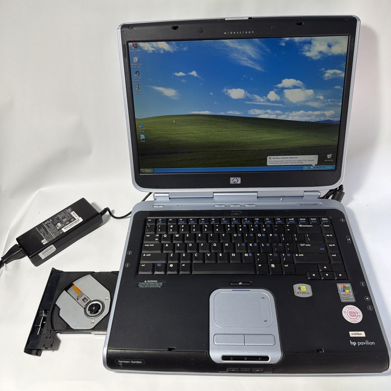 Vintage HP Pavilion zv5000 Windows XP Laptop (Athlon 3000, 512mb, GeForce 420)