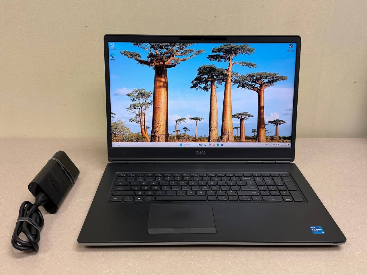 Dell Precision 7760, 17 inch (i5-11500H, 16 GB RAM, 512GB SSD, Silver) #3