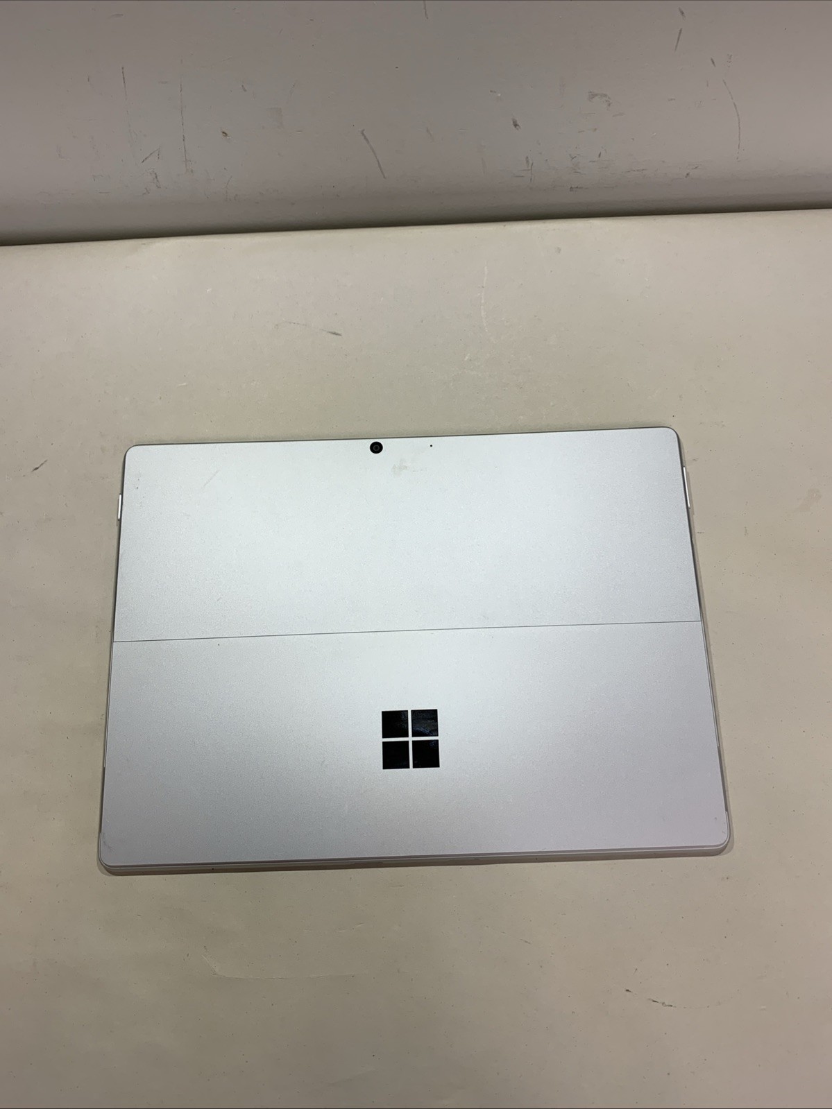 Microsoft Surface Pro 8 i5-1145G7 8GB RAM 128GB SSD Win11 Pro | READ DESCRIPTION