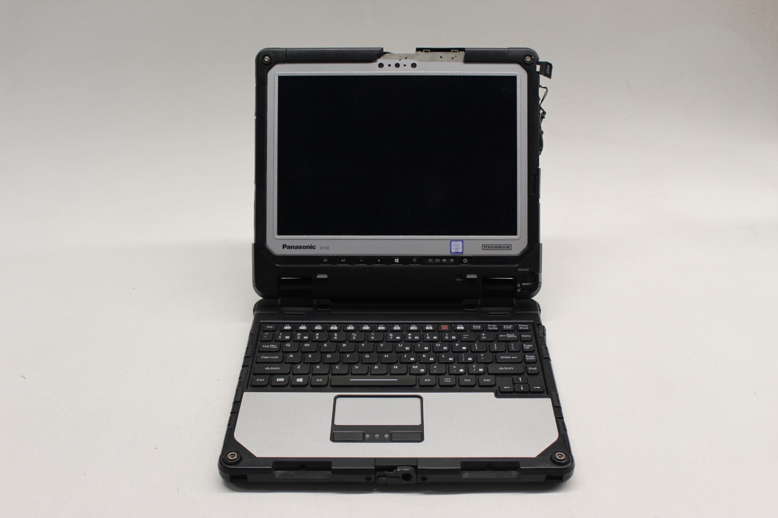 Panasonic Toughbook CF-33 I5-7300U 256M.2-8GB DDR3 Win10P-NO PWR Adapt-C-Desc