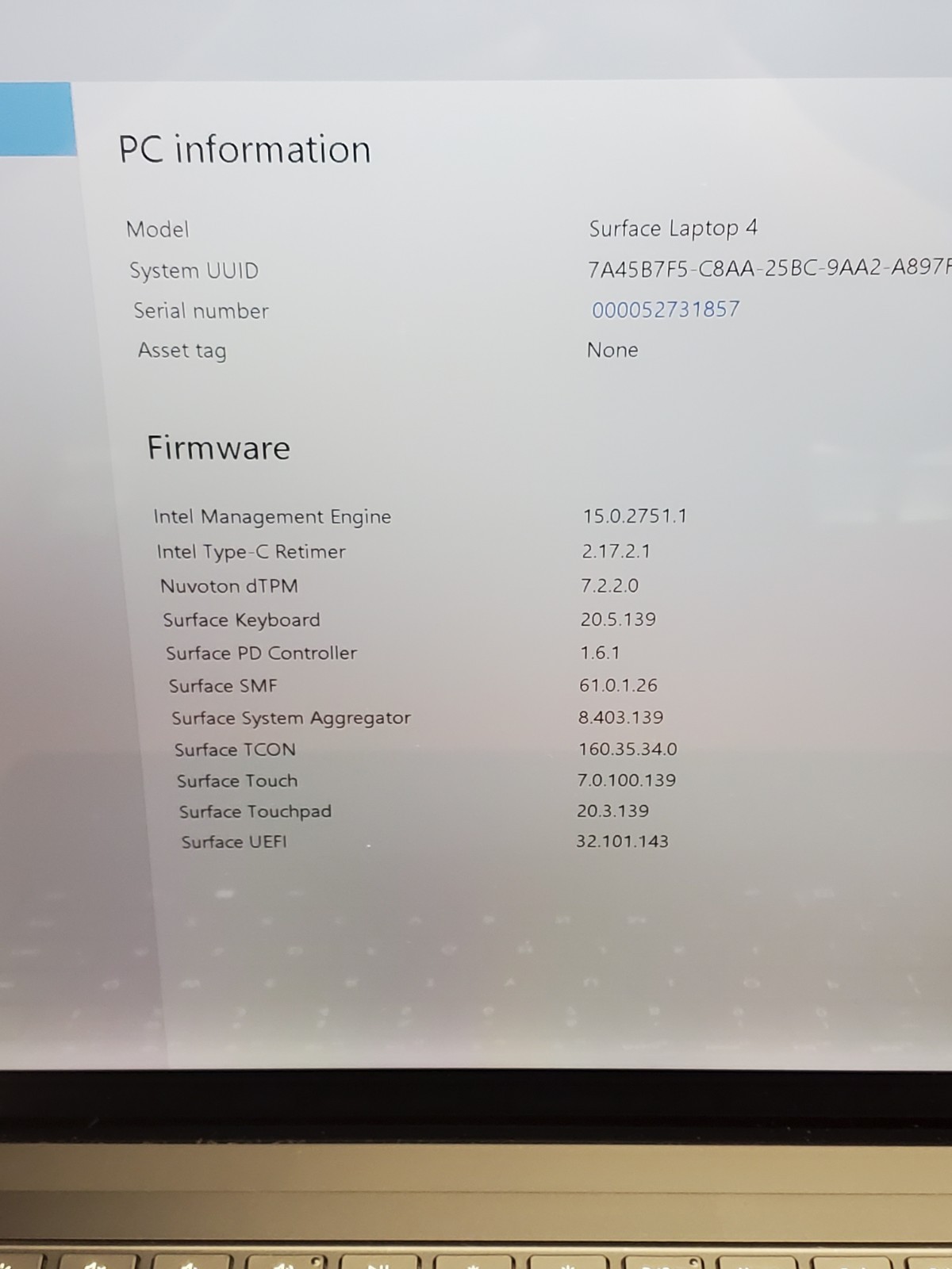 Surface Laptop 4 15″ i7 1185G7 3.00GHz/ 16GB / 512GB SSD #2840