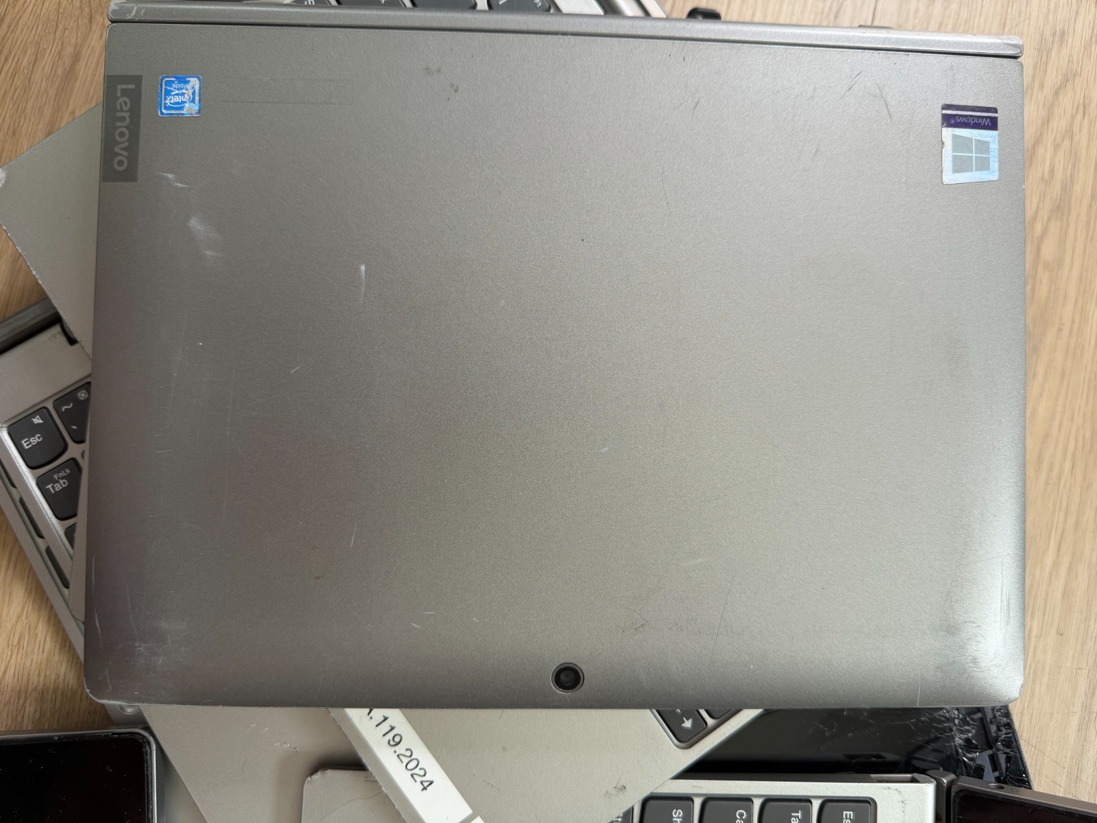 Lot of 6 Lenovo IdeaPad Duet Tablets + 6 Keyboards AS-IS For Parts Broken Screen