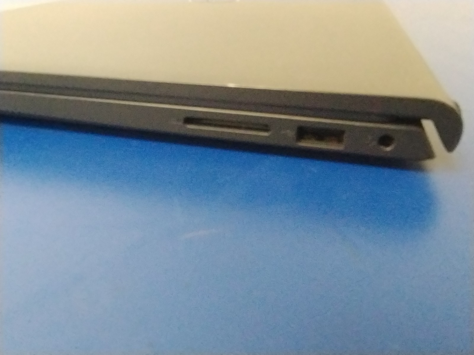 DELL 15 DC15255 G8MK9, AMD Ryzen 7 7730U, 16 GB RAM, 512 GB NVMe SSD