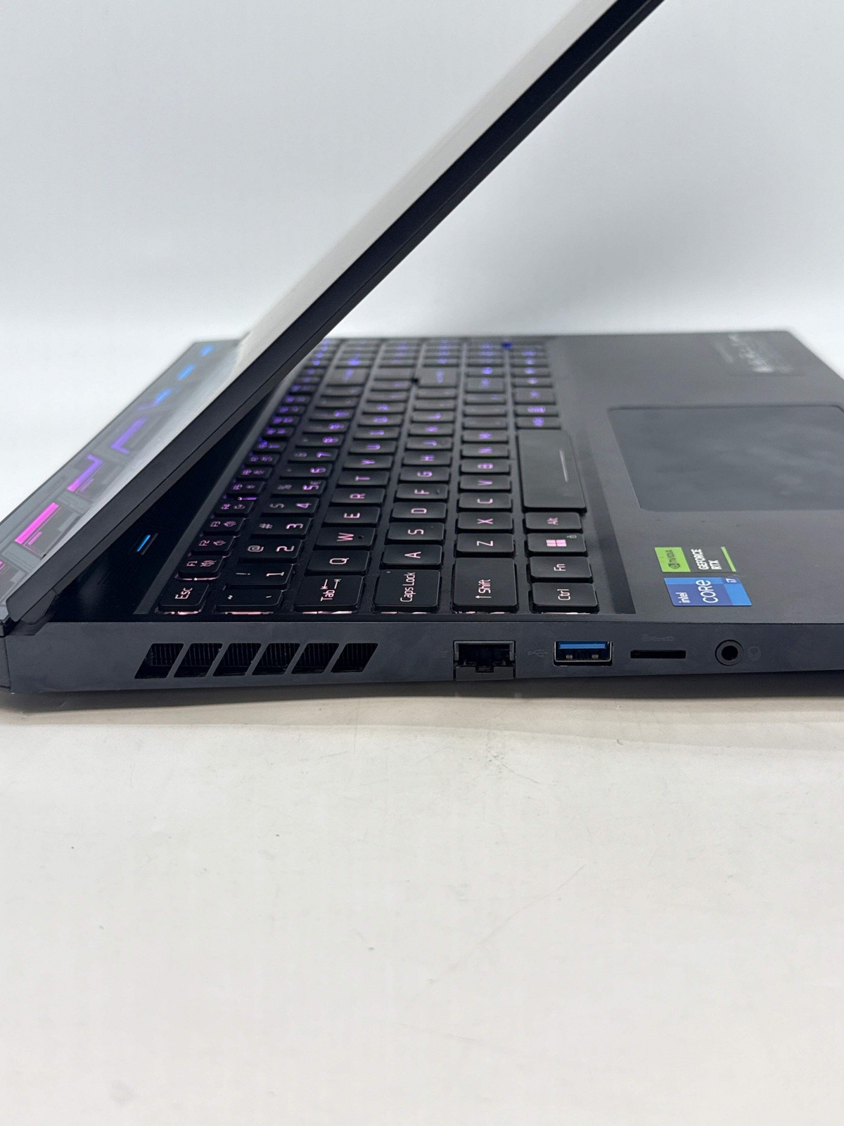 Acer Predator Helios 16 PH16-71 16″ i7-13700HX 16GB RAM 1TB SSD GeForce RTX 4060