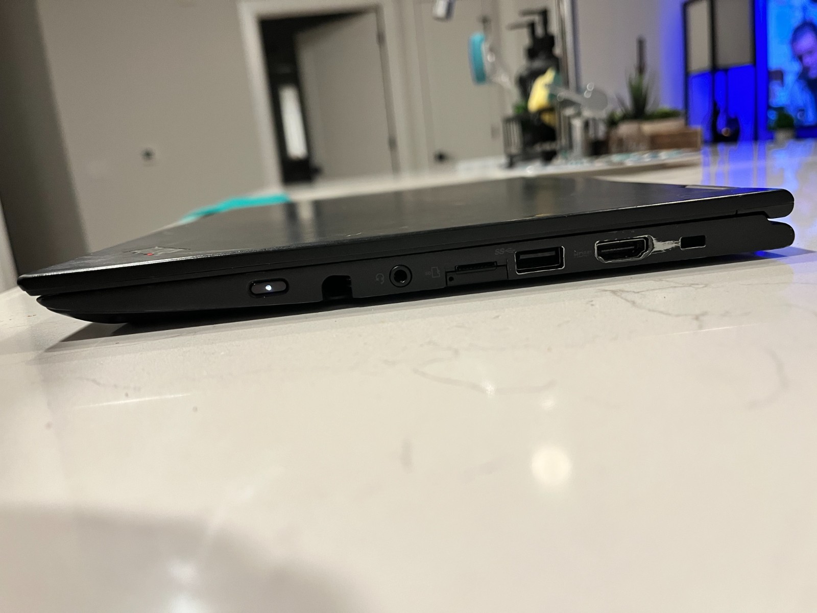 WORKING Lenovo ThinkPad X380 Yoga 13.3″ i5-8250U 128GB SSD 8GB DDR4 Black laptop
