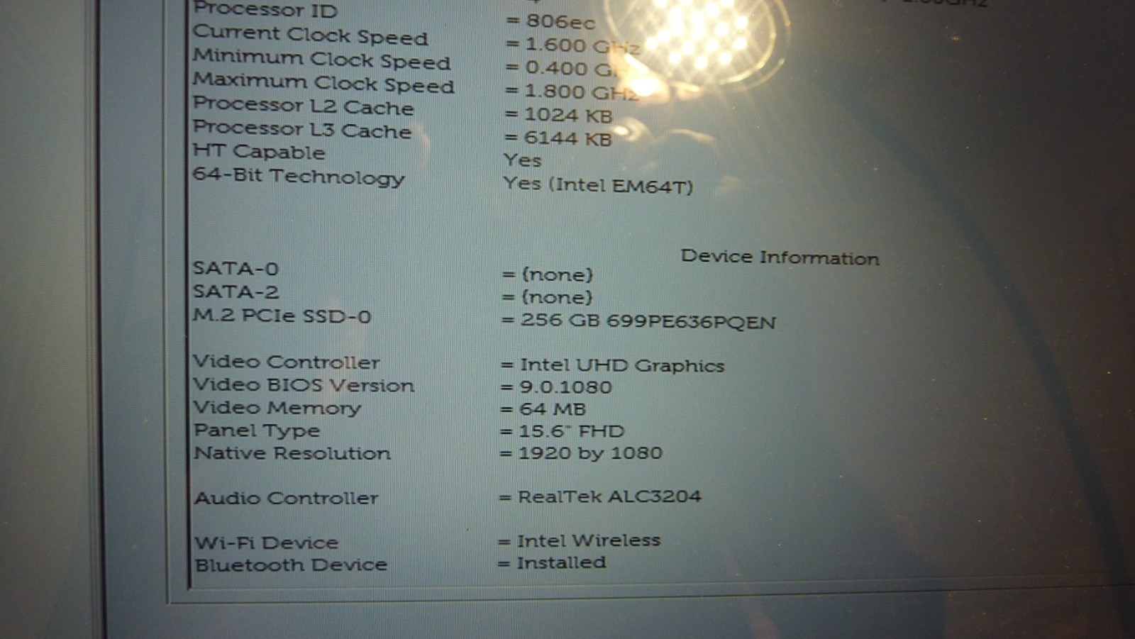 Dell Inspiron 5582- FHD Touch – i5 8265U – 8GB RAM – 256GB SSD WIN 11 Pro OEM AC