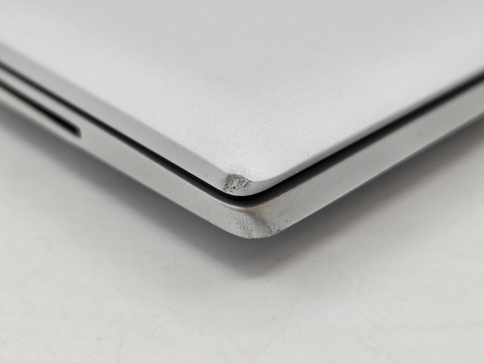 HP EliteBook 855 G8 15″ FHD Touch RYZEN 7 PRO 5850U 512GB 16GB W11P IRCam