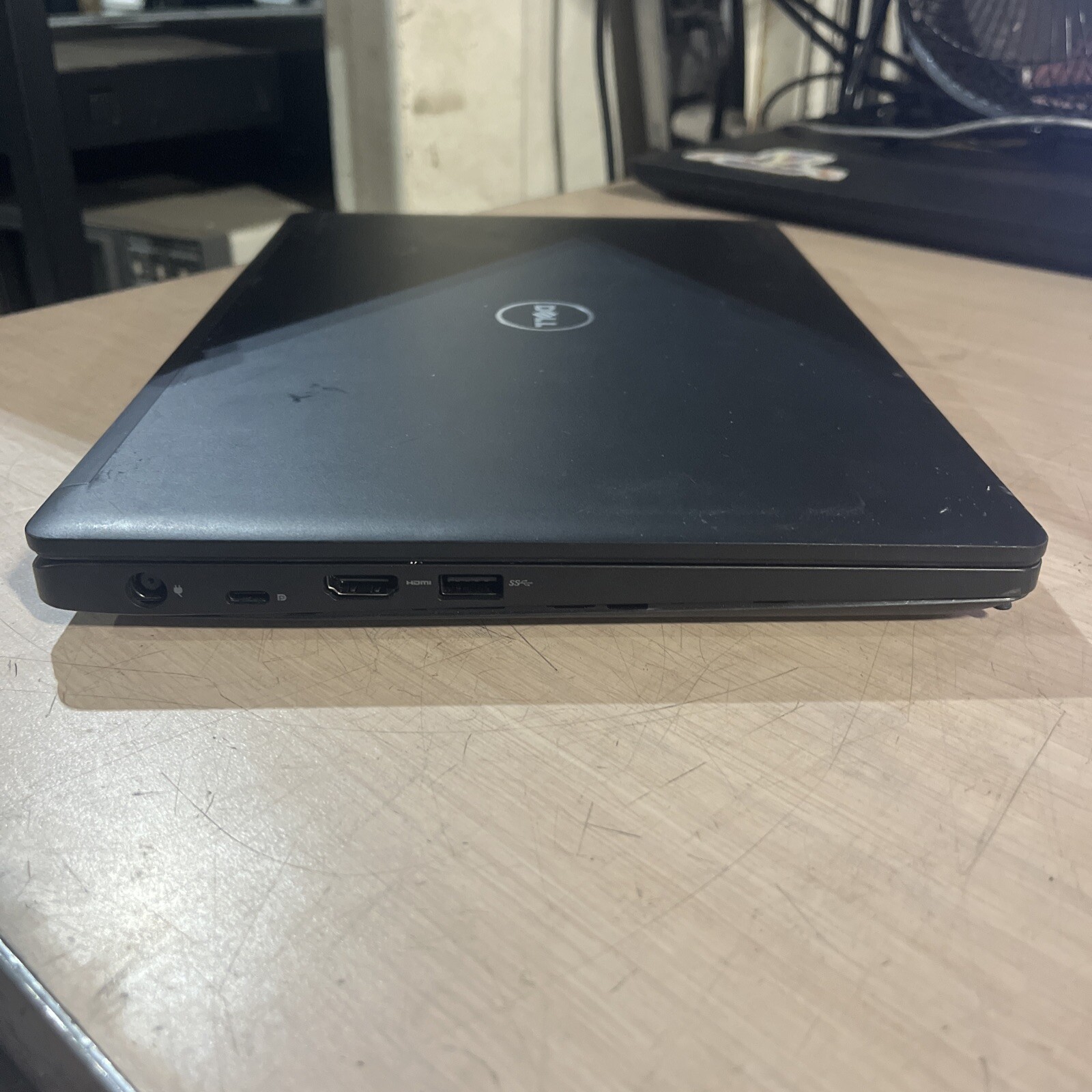 DELL LATITUDE 5280 INTEL CORE I3-7100U 2.40GHZ 8GB RAM NO HD .