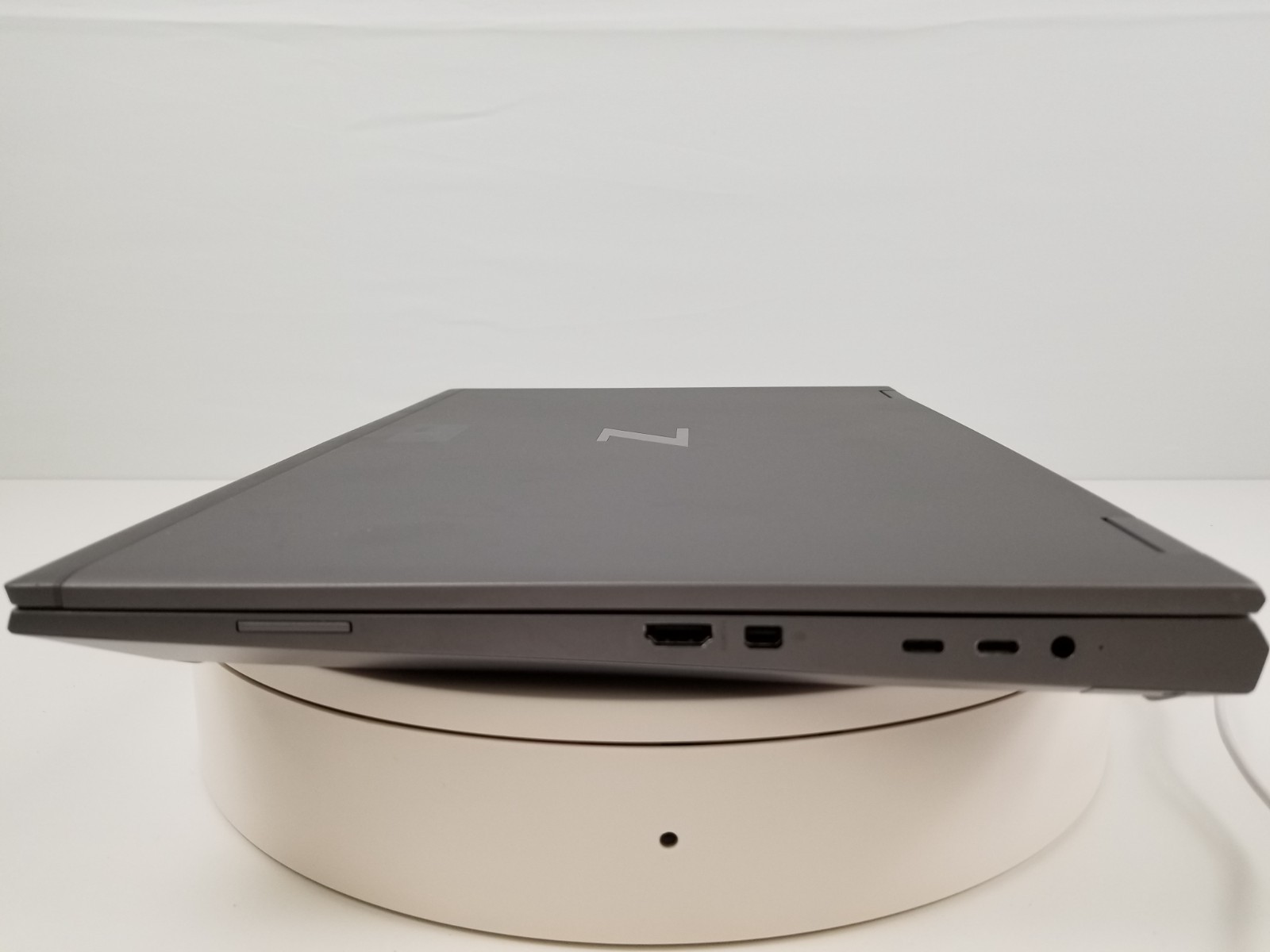 HP Zbook Fury G8 17.3inch Core i7-11850H 16GB 715GB NVMe RTX A4000 8GB GPU