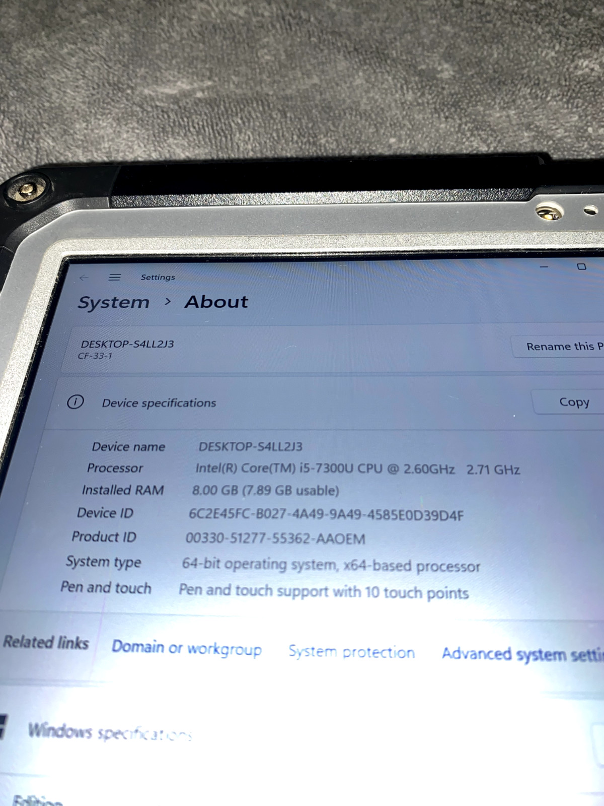 Panasonic ToughBook CF-33 MK1 i5-7300U 2.6GHz 8GB, 512 GB SSD,4G LTE, 2210 hours
