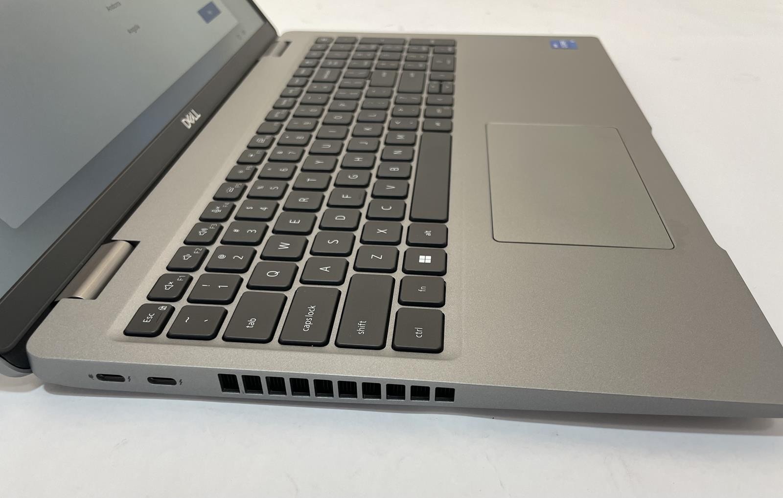 DELL LATITUDE 5530 15″ Laptop Core i5-1245U 16GB 256GB NVMe Windows 11-Very Good