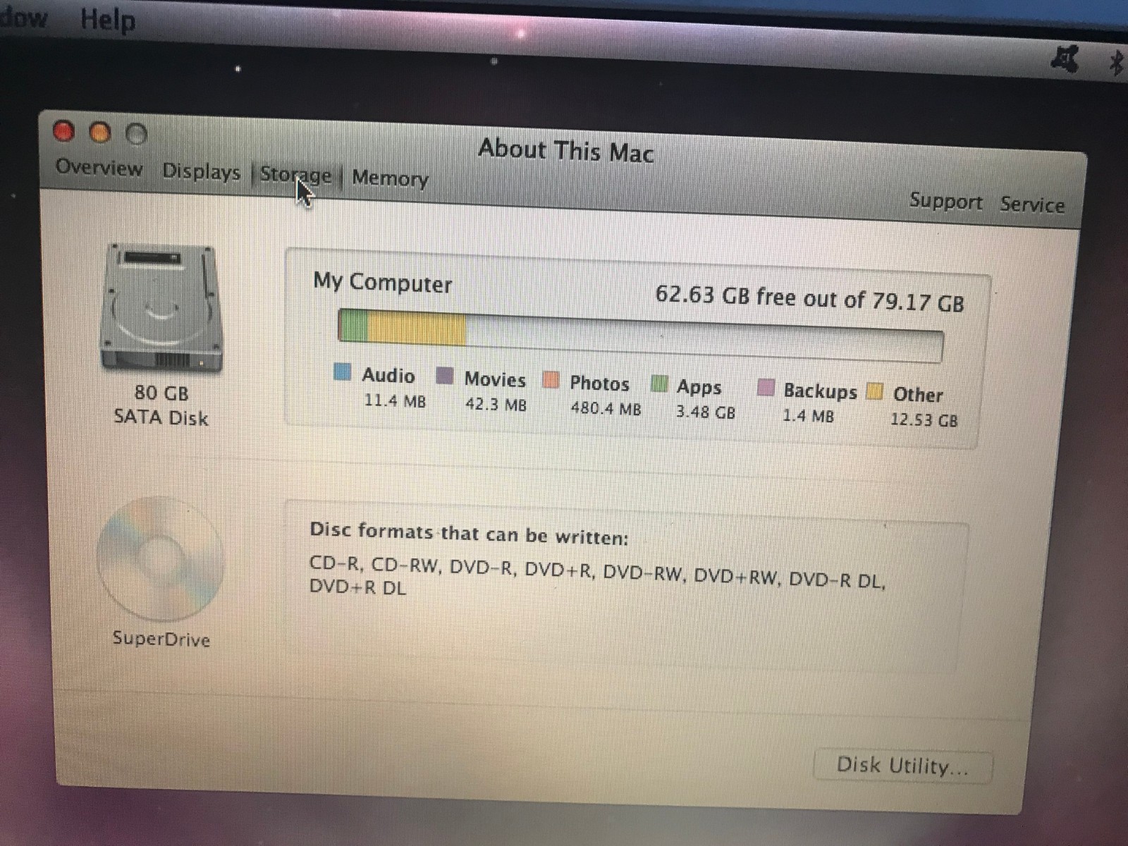 Apple MacBook A1181 2.0 GHz 2GB RAM 80 GB HDD OSx 10.7. No Charger Or Battery