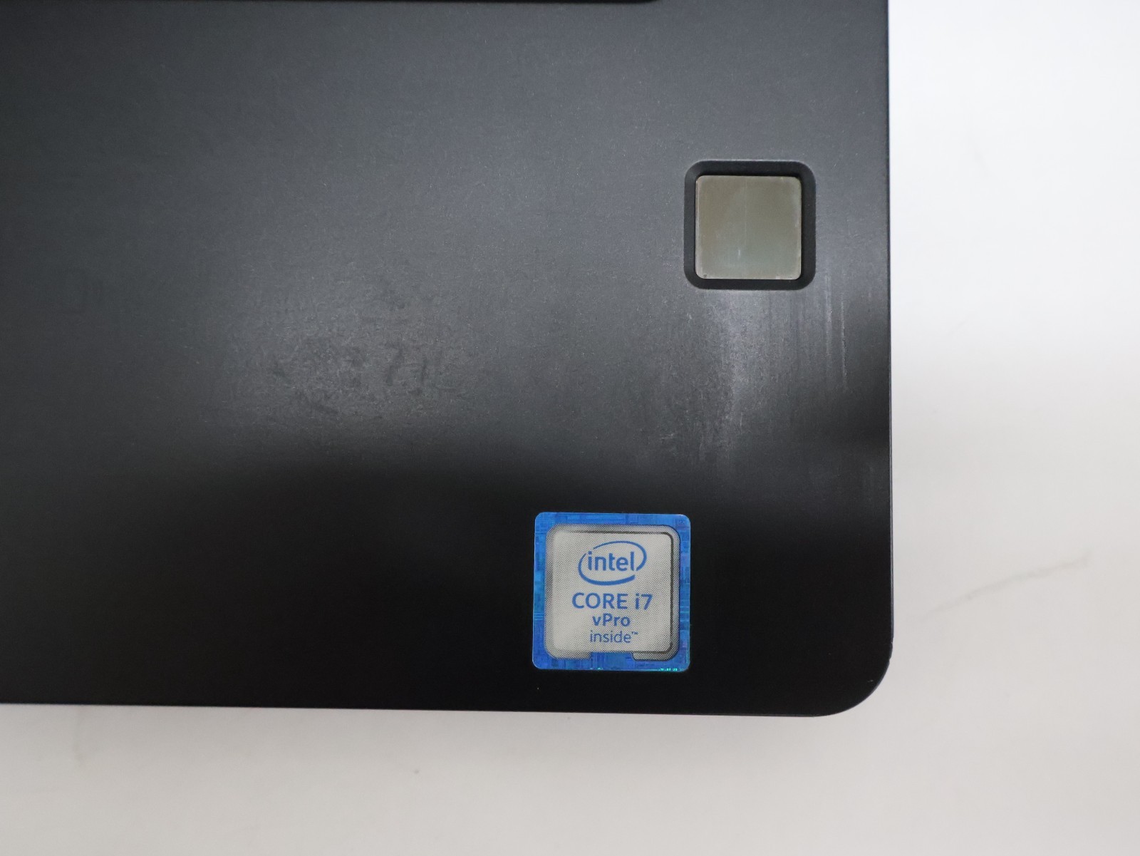 Dell Latitude 5480 Intel Core i7-6300U 2.60GHz Processor 8GB RAM 240GB HDD