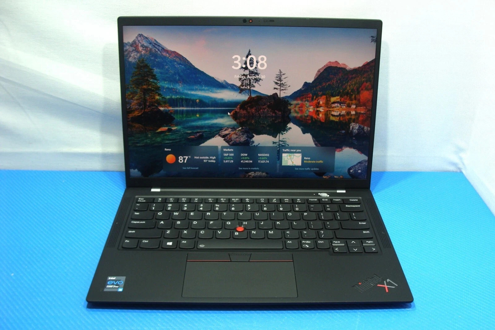Lenovo ThinkPad X1 Carbon 9th i5-1145G7 16GB/ 512gb SSD WIN 11/ No Charger