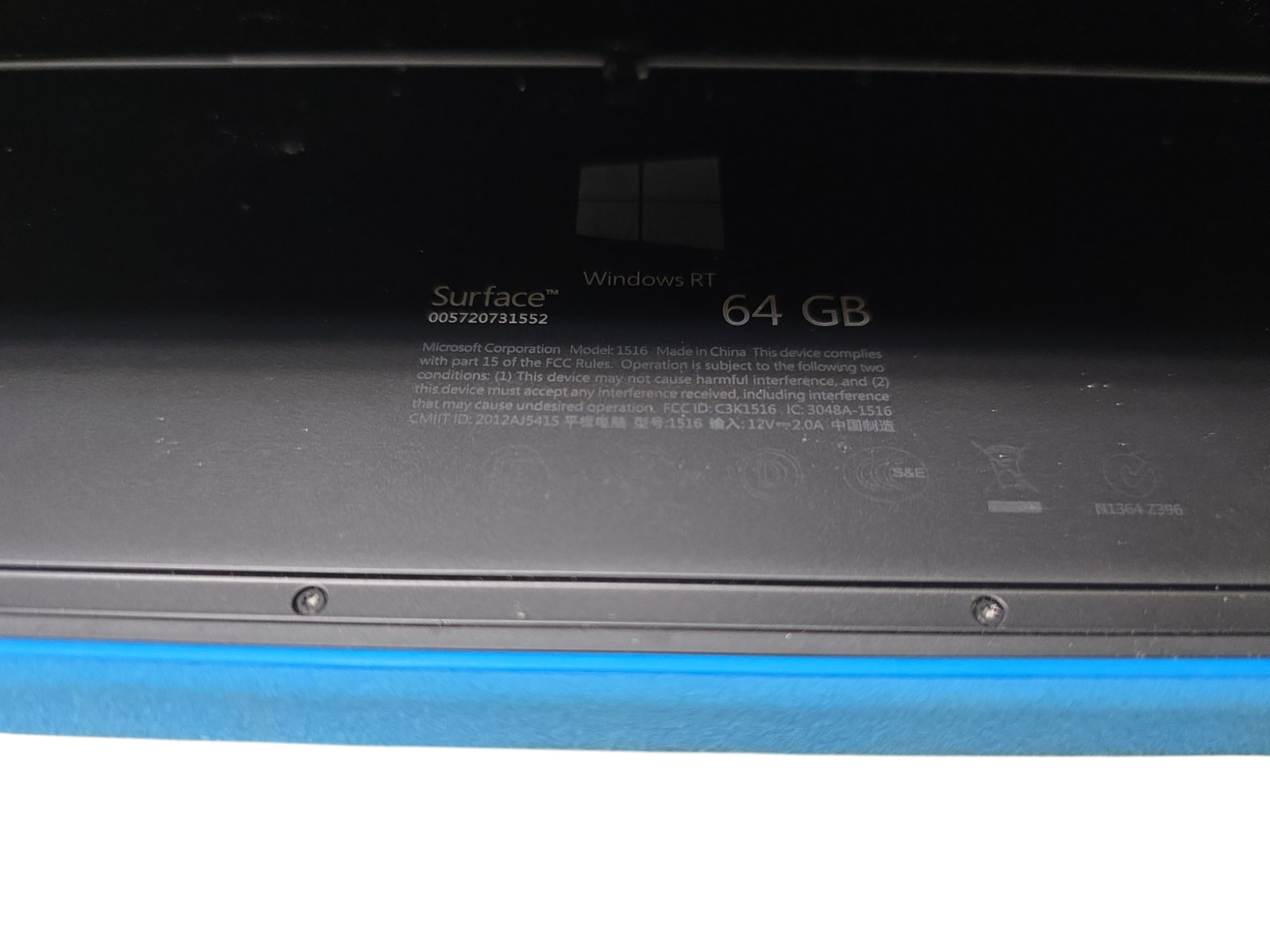 Microsoft Windows Surface RT 8.1 1516 64GB SSD 2GB Ram Tegra 3@1.3GHz Tested