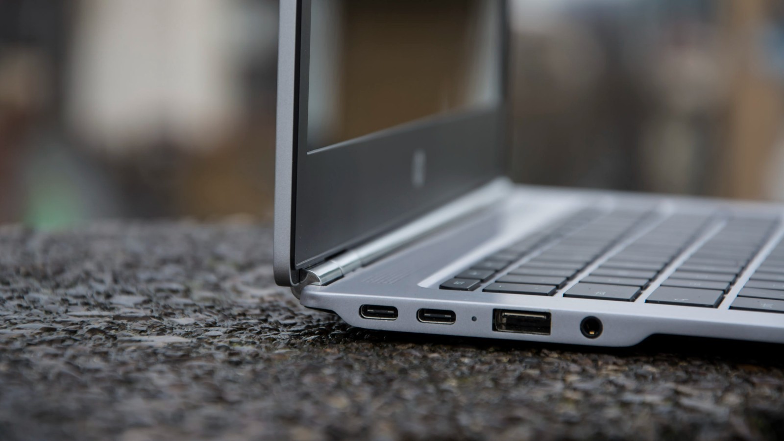 HP Chromebook 13 G1 Premium 13.3″ QHD+IPS | Slim | 32GB | Backlit keyboard