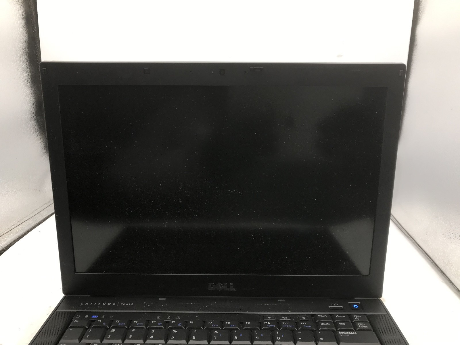 DELL LATITUDE E6410 – FOR PARTS/NO BOOT – INTEL I3 380M – NO RAM – READ DESC -BB
