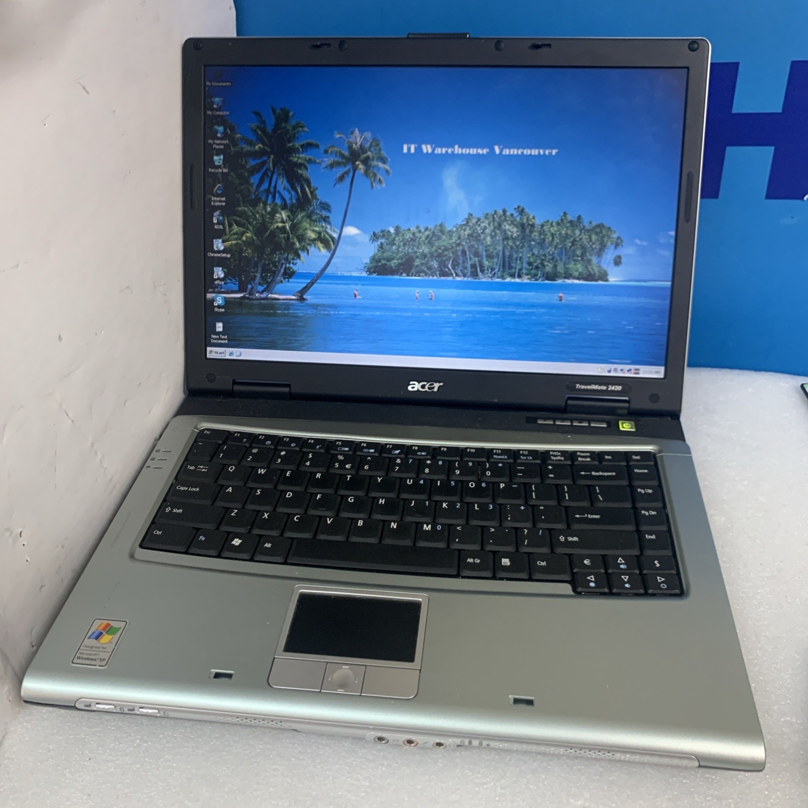 Acer TravelMate 2420 PM 1.7GHZ 1.5GB Ram 120GB HD Windows XP Pro SP3