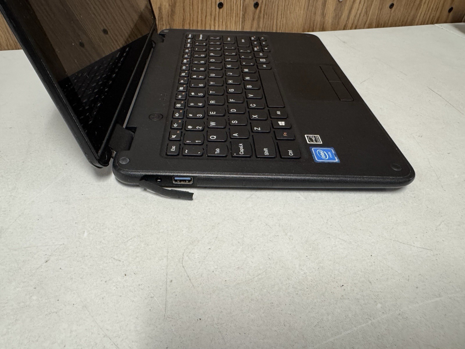 Lenovo N23 Chromebook 4GB RAM No SSD No Charger AS-IS For Parts Repair