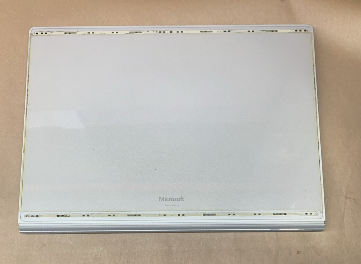 Microsoft Surface Book 2, Intel i7-8650U@1.9GHz, 16GB RAM, 256GB SSD, Win11P