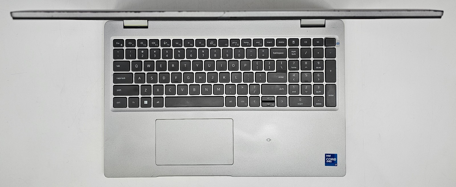 * Dell Latitude 5520 – 15.6″ Laptop – i7-1185G7 16GB RAM 512GB SSD – Windows 11