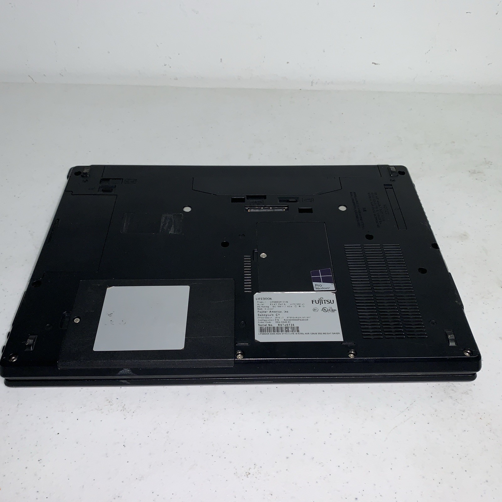 Fujitsu Lifebook E546 Intel Core i5-6200U 2.30GHz 4GB RAM 128GB SSD Win 11 Pro