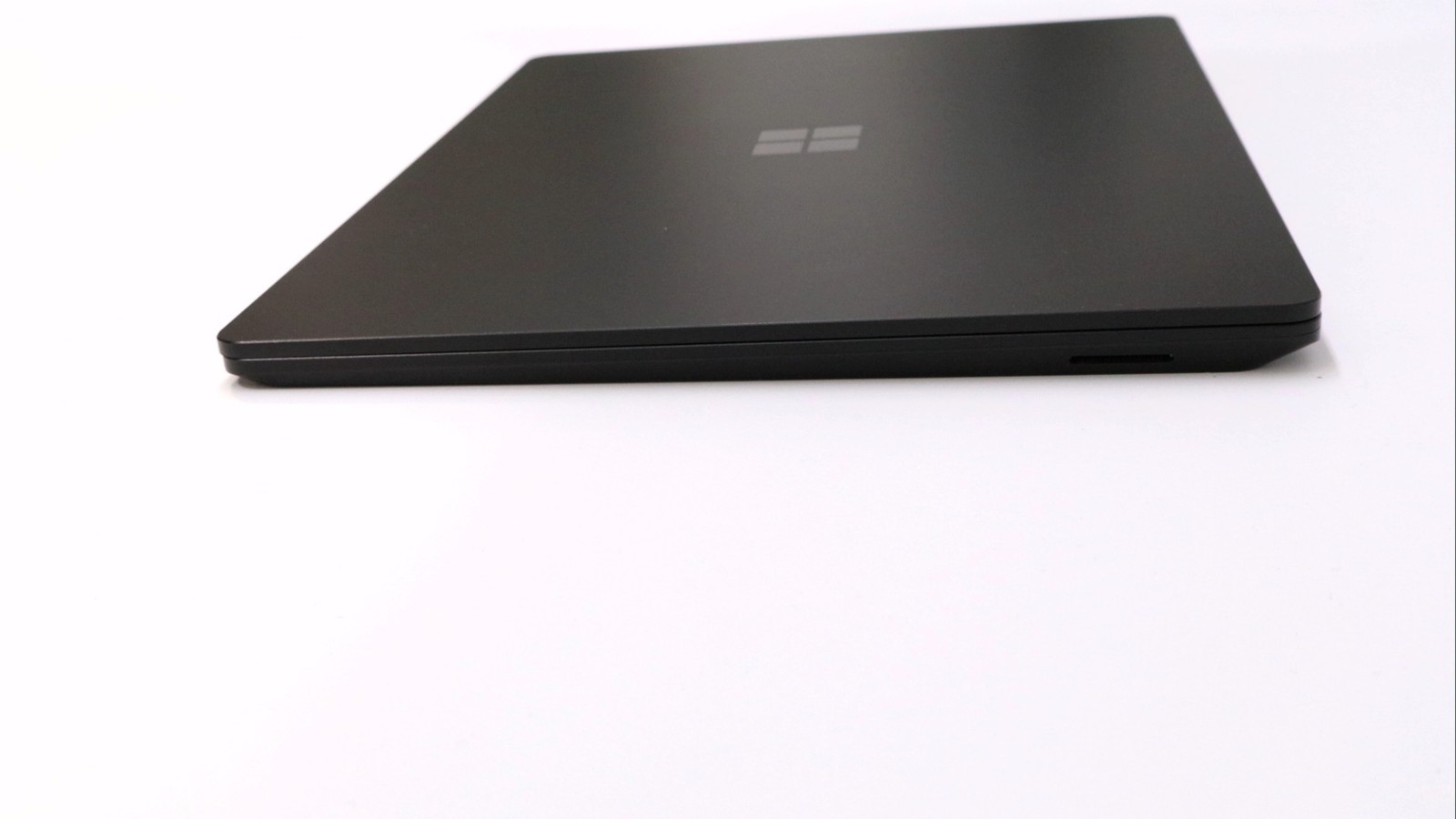 Microsoft Surface Laptop 3 14 Core i5 8GB 256GB Black 2019
