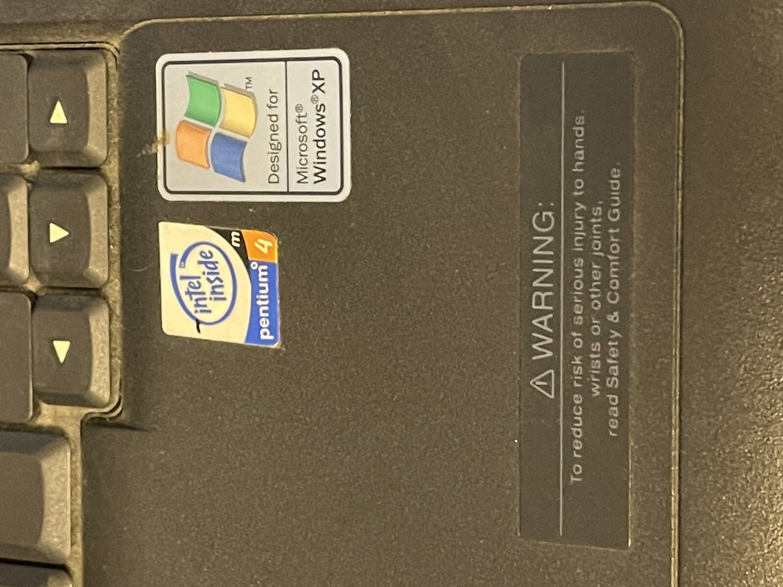 VINTAGE COLLECTIBLE COMPAQ LAPTOP EVO N610C PEMTIUM 4 J07M040.00 PP2010