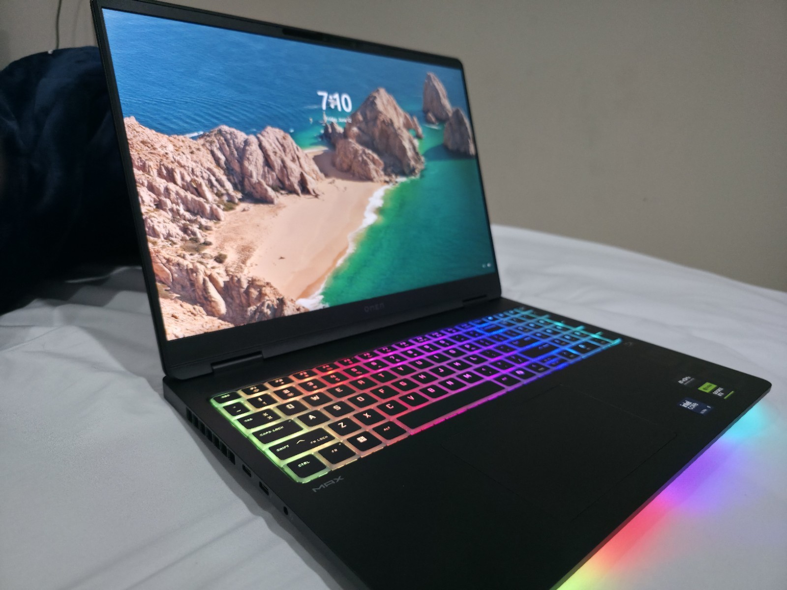 OMEN MAX Laptop 16 – RTX 5080 – Core Ultra 9 – 64GB RAM – 1TB SSD – 1YR WARRANTY