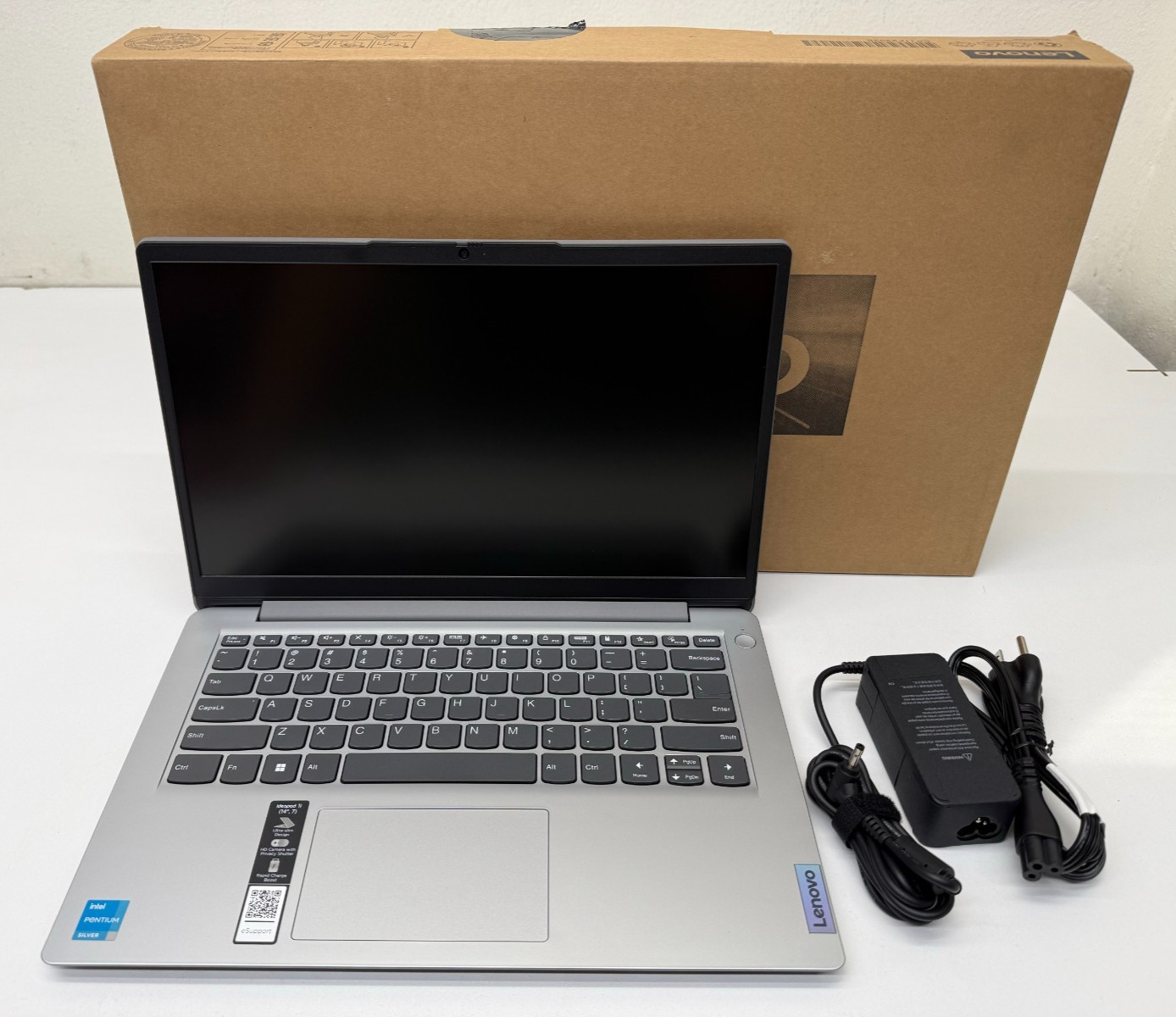 LENOVO IDEAPAD 1 14IJL7 PS-N6000 4GB RAM 128GB SSD
